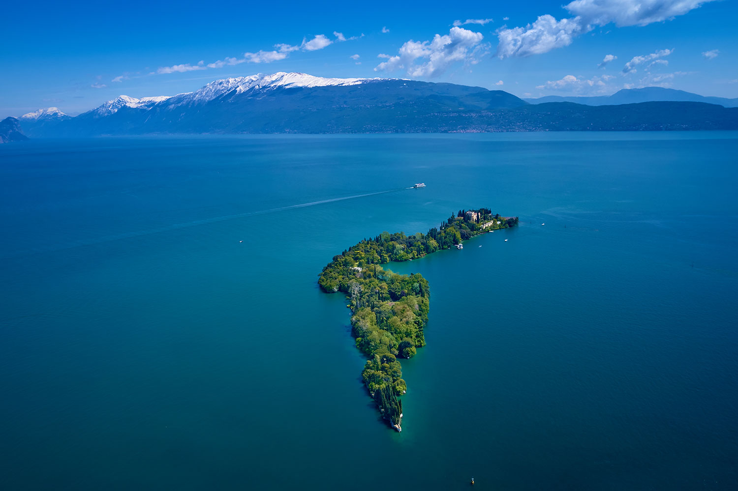 Isola del Garda panoramica.